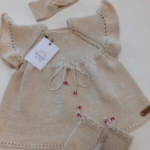 Vestito ( calzini, nastri ) 3-6 mesi