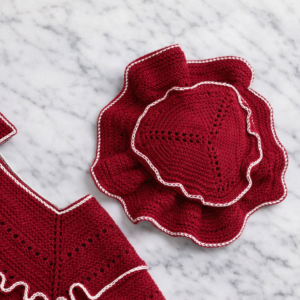 Serafon e cappellino per 6-9 mesi